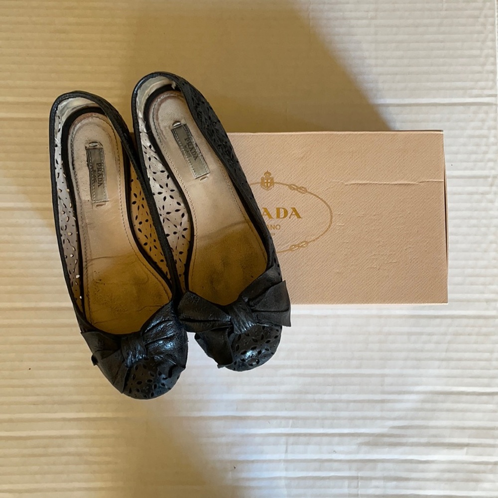 PRADA Women Black Flat Shoes With Bow Size 36.5